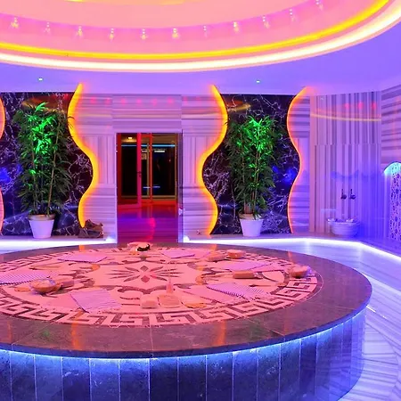 Yekta Towers 阿拉尼亚